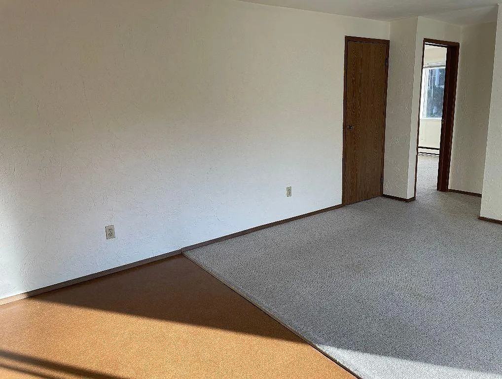 2100 N 106th St #201 - Photo 3 of 10