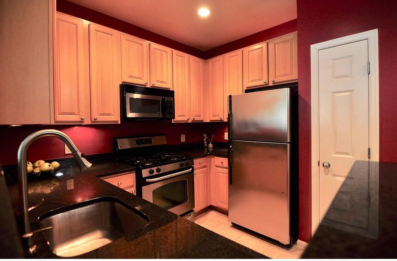 2301 25th St S #104 - Photo 4 of 18