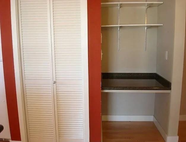2331 42nd Ave Sw #420 - Photo 5 of 10