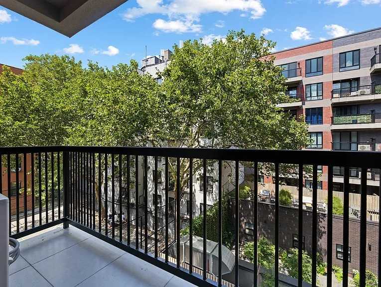 2600 Adam Clayton Powell Jr Blvd #3J - Photo 2 of 10