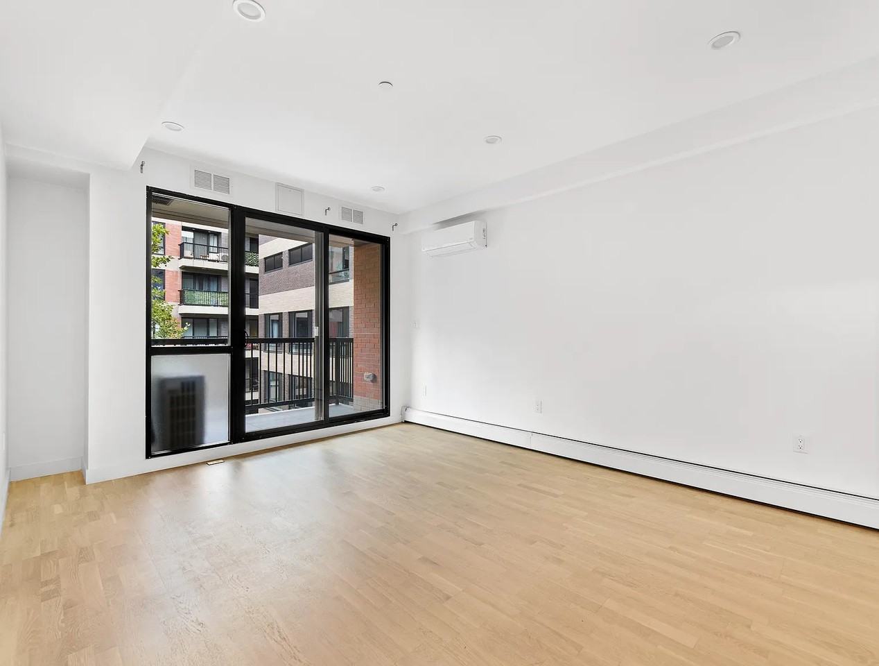 2600 Adam Clayton Powell Jr Blvd #3J - Photo 3 of 10