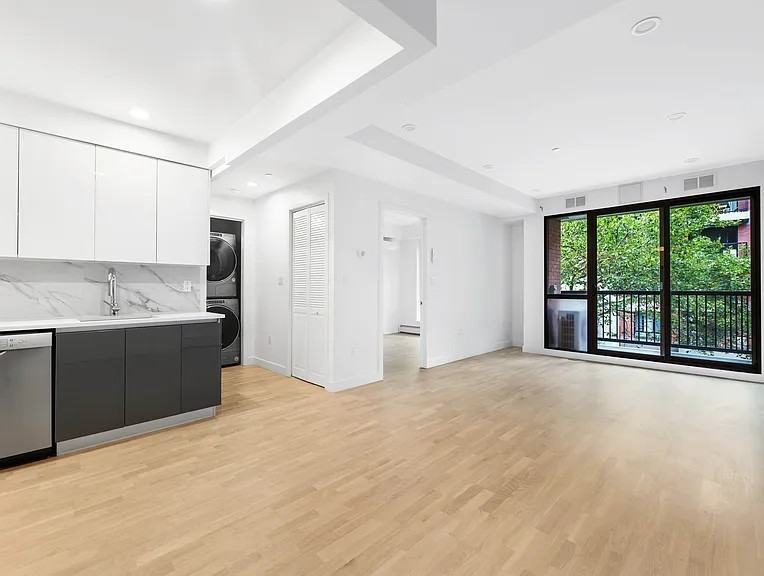 2600 Adam Clayton Powell Jr Blvd #3J - Photo 4 of 10