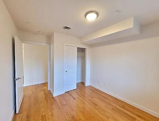 2822 Astoria Blvd #2E - Photo 5 of 11