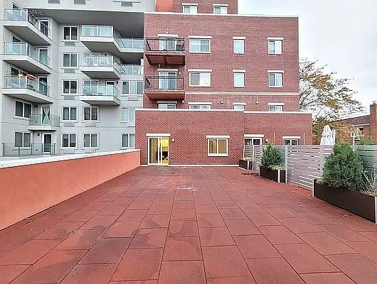 2822 Astoria Blvd #2E - Photo 6 of 11