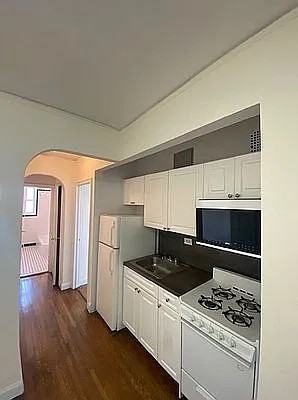 3260 Netherland Ave #6A - Photo 4 of 12