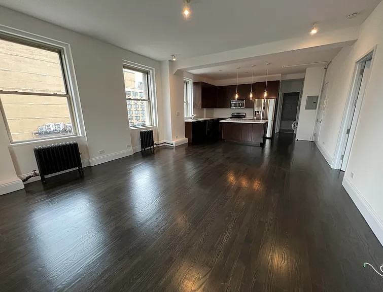 31 Union Sq W #7A - Photo 4 of 9