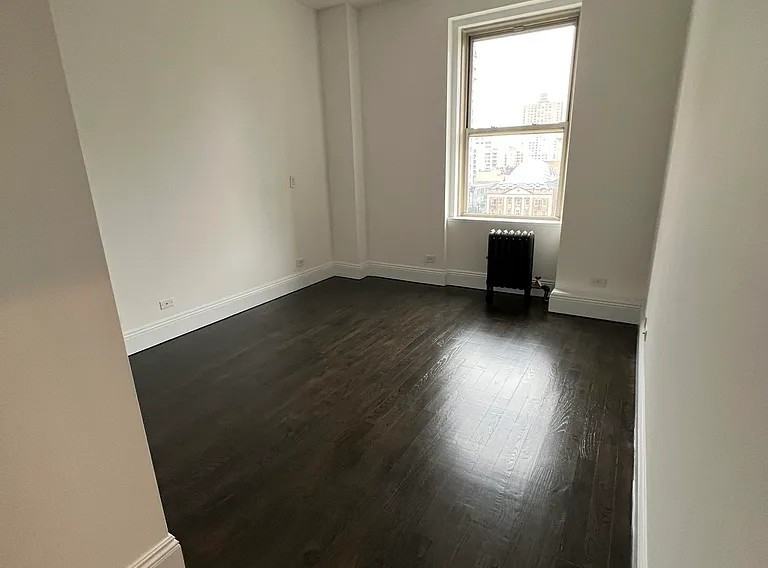 31 Union Sq W #7A - Photo 5 of 9