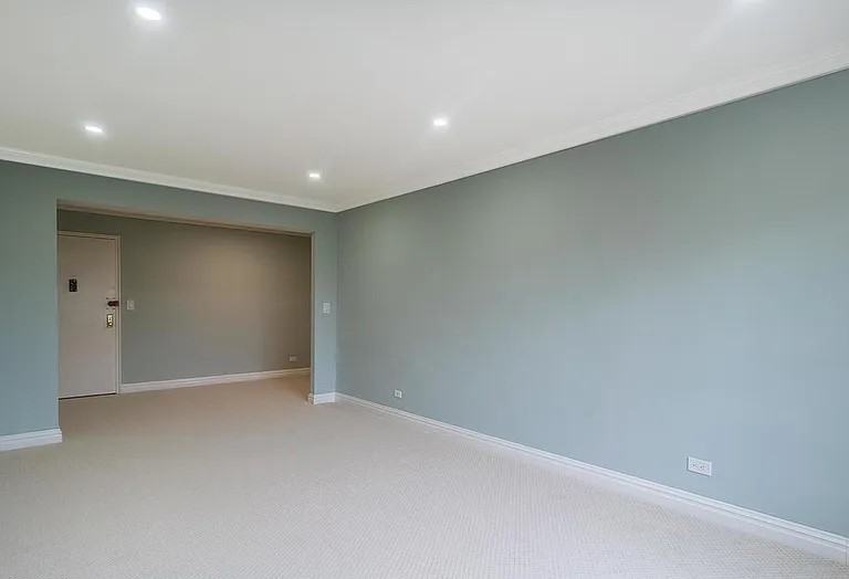 3325 90th St #2A - Photo 3 of 11