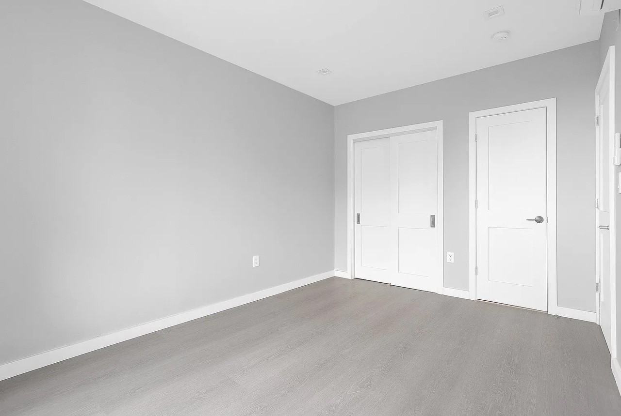 4308 52nd St #503 - Photo 7 of 19