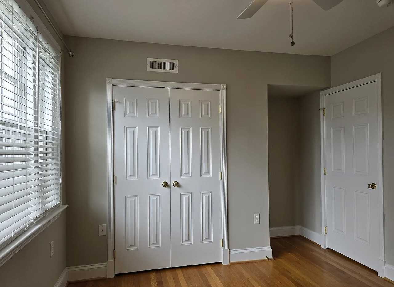 45 E Lock Ln #7 - Photo 7 of 12