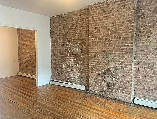 6093 Myrtle Ave #3F - Photo 5 of 5