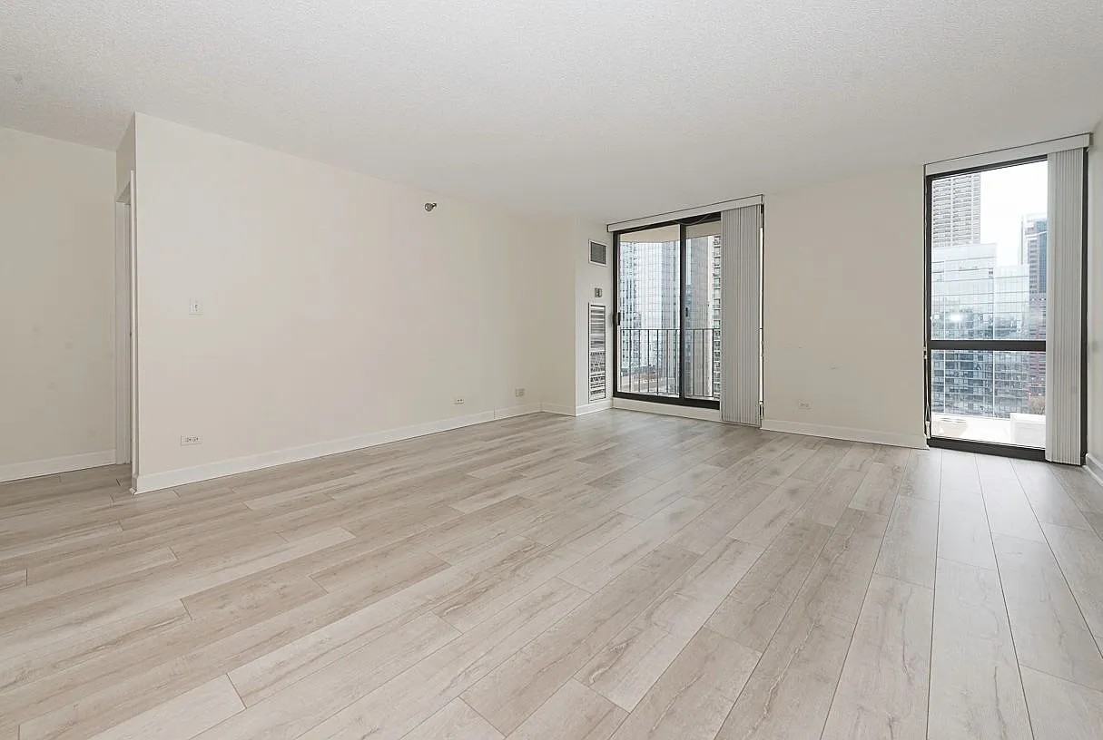 70 W Huron St #2004 - Photo 4 of 11