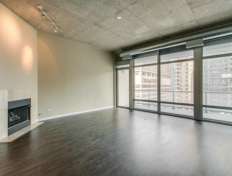 333 N Canal St #1902 - Photo 3 of 11