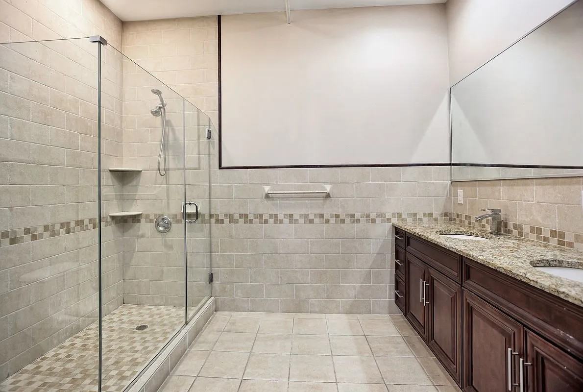 365 Canal St #2S - Photo 6 of 7