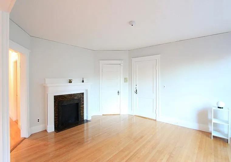 5 Washington Ave #4 - Photo 4 of 12