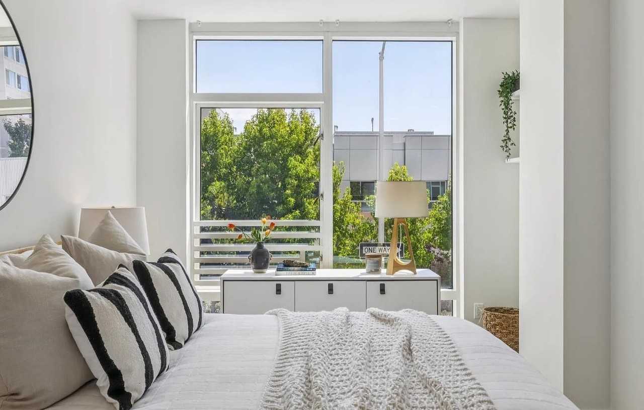 829 Folsom St - Photo 6 of 8