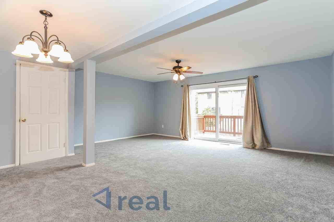 7148 Talisman Ln - Photo 3 of 15