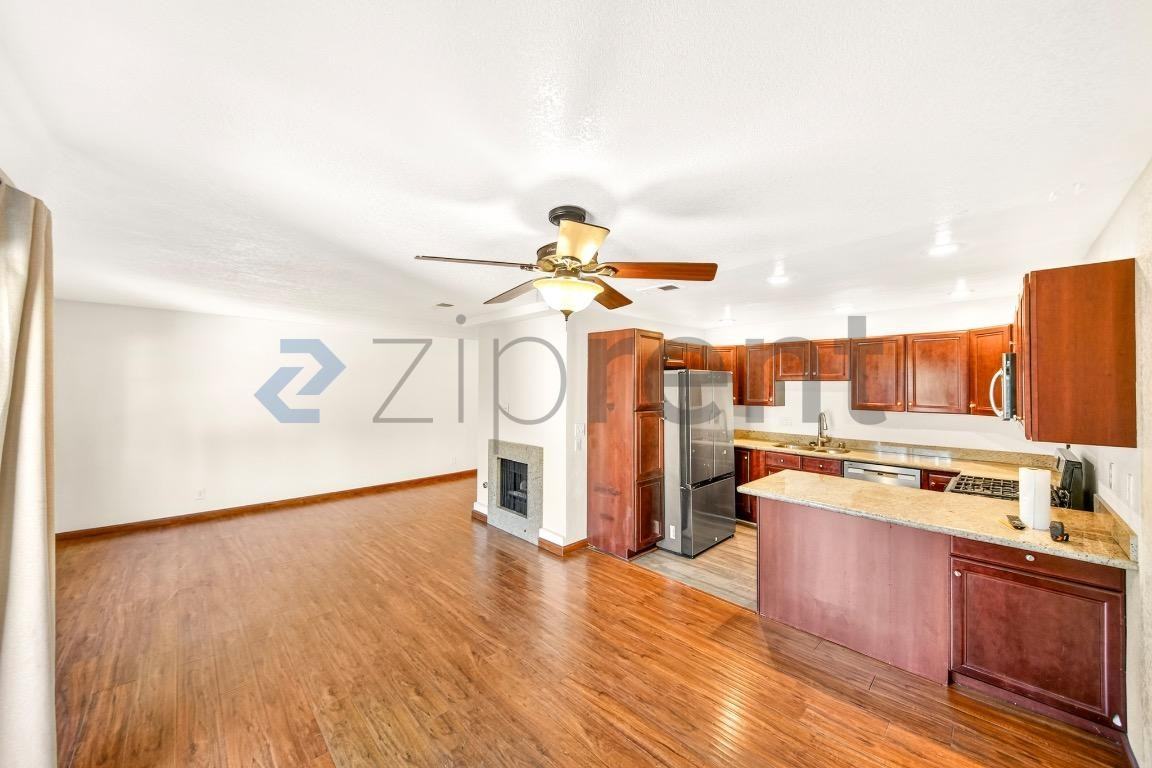 29723 Windsong Ln - Photo 2 of 34