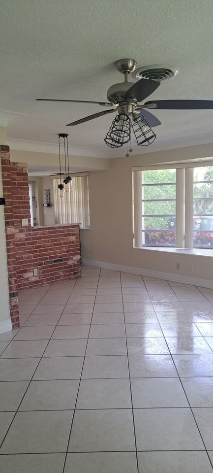 1900 Ne 27th Ct #1 - Photo 6 of 11