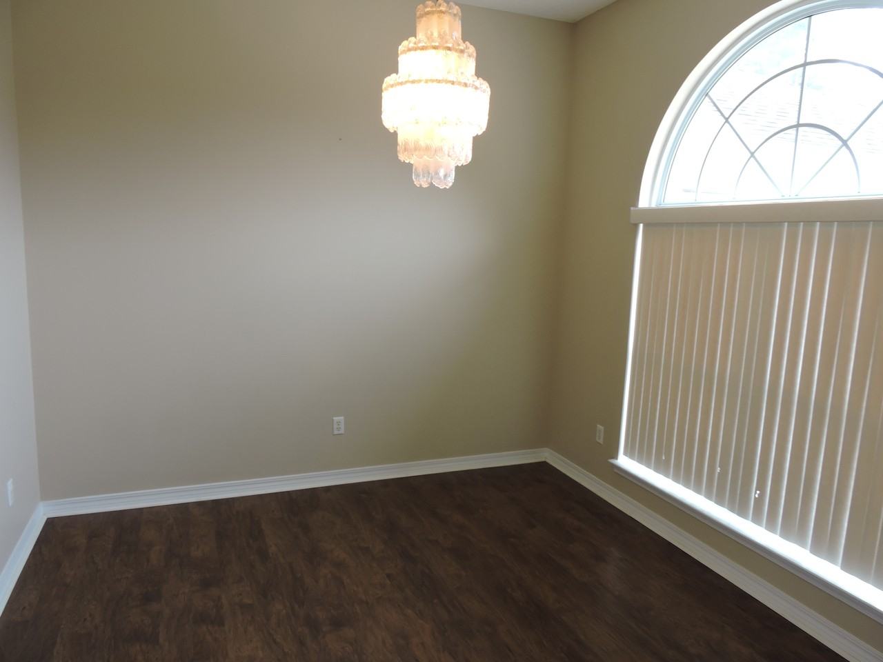 5831 Buckskin Ct - Photo 3 of 26