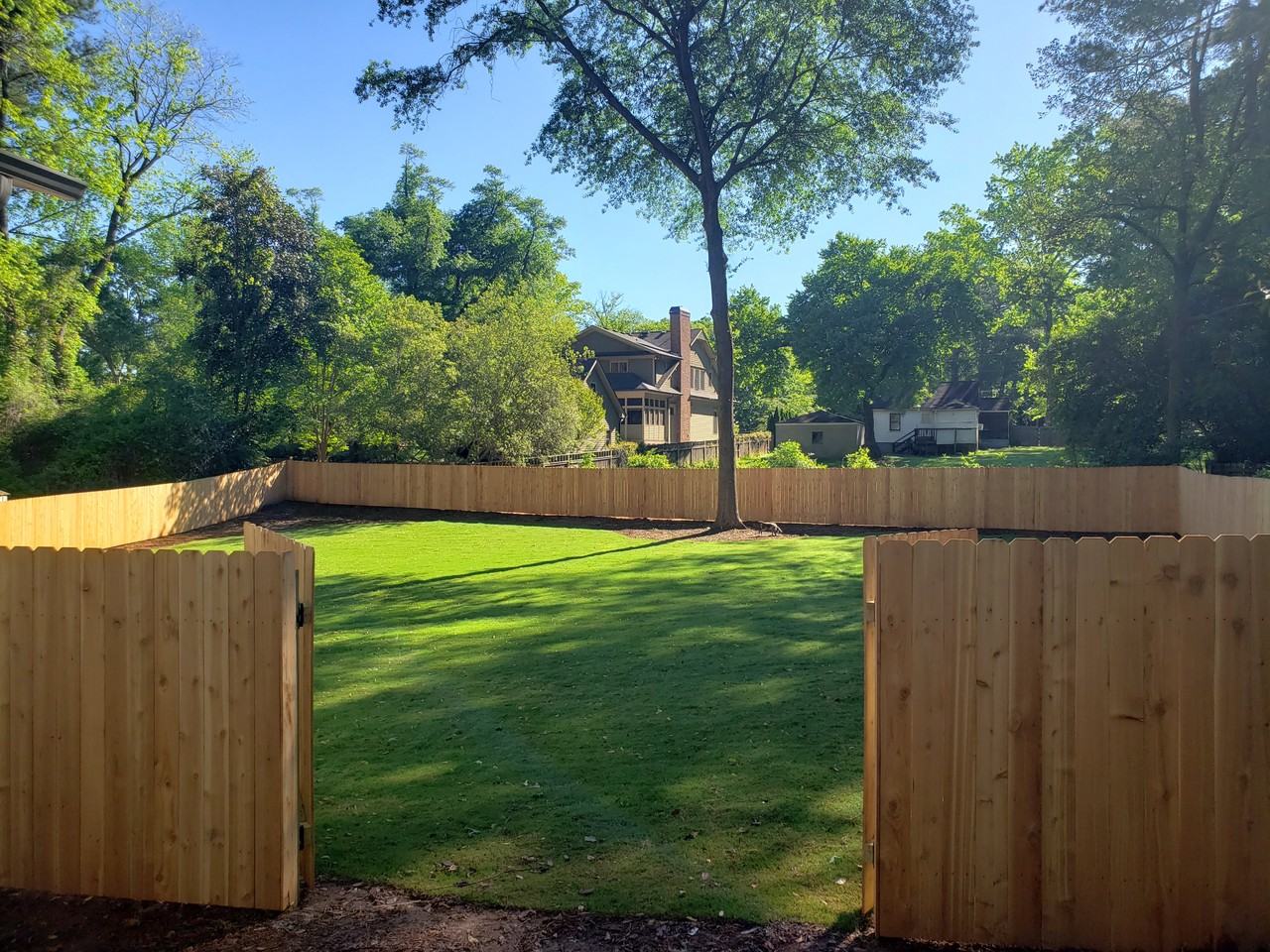 1102 Greenbriar Cir #NA - Photo 2 of 16