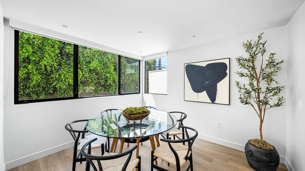 153 San Vicente Blvd - Photo 6 of 12