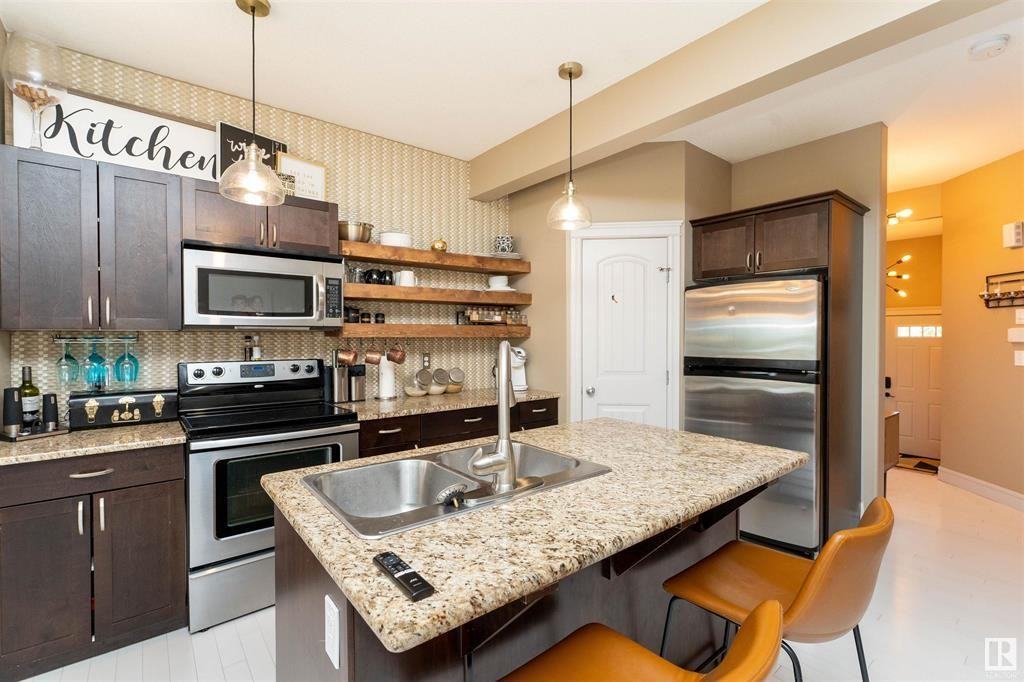 15100 43 St Nw - Photo 4 of 25