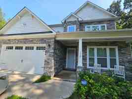 featured image of 1727 Grace Ln