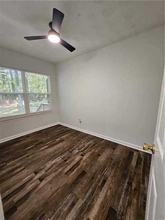 369 Autumn Ln Sw - Photo 3 of 17