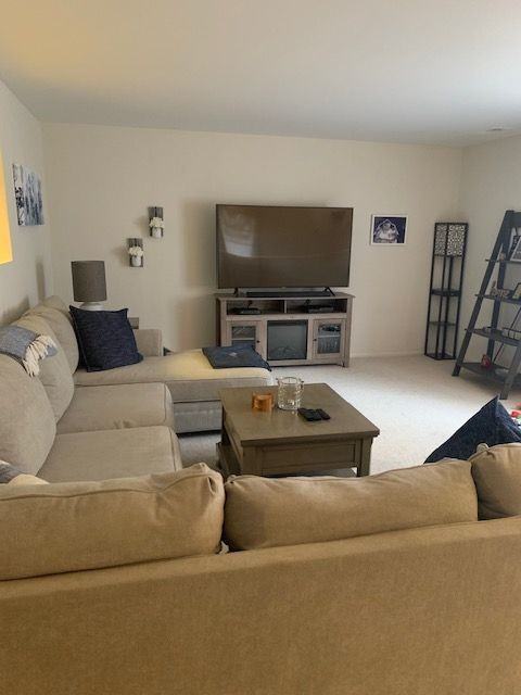 62 Cavendish Dr - Photo 3 of 24