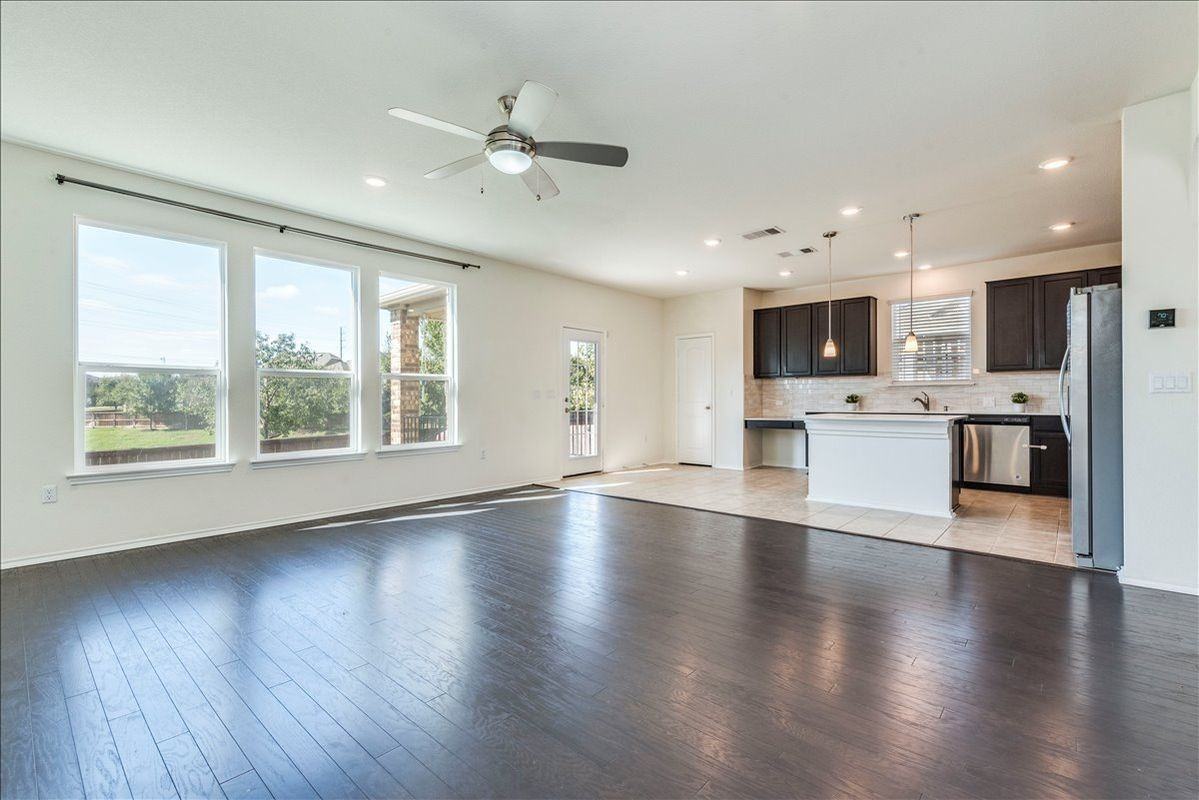 815 Sand Hill Branch Dr - Photo 4 of 24