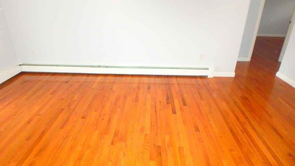 11 Woodcrest Ct #3 - Photo 4 of 16