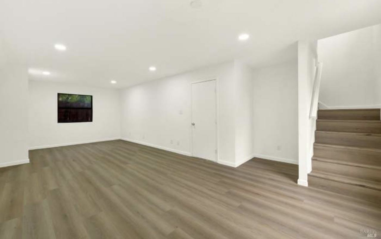 324 Ohio St #NA - Photo 4 of 42