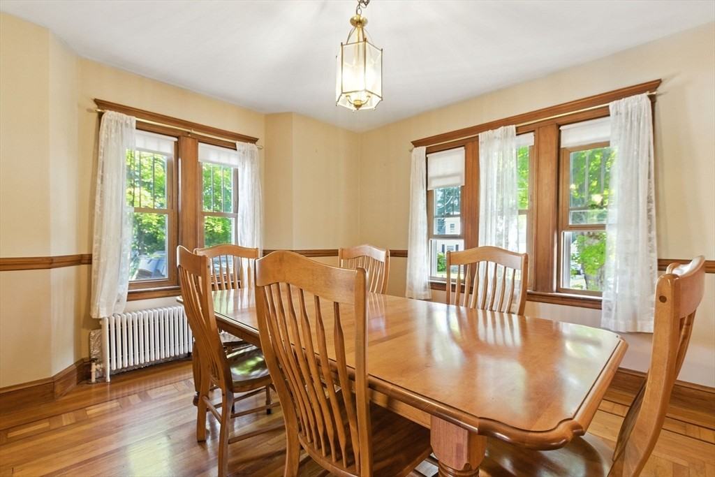 28 Edgeworth St #R - Photo 3 of 19