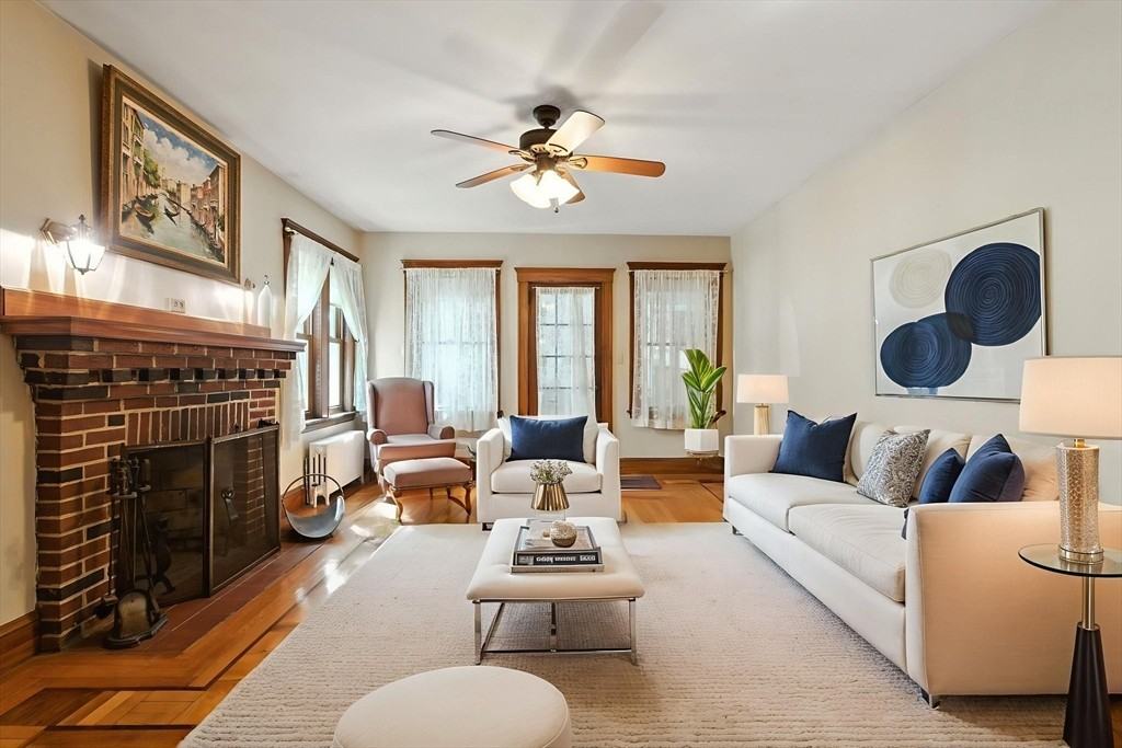 28 Edgeworth St #R - Photo 5 of 19