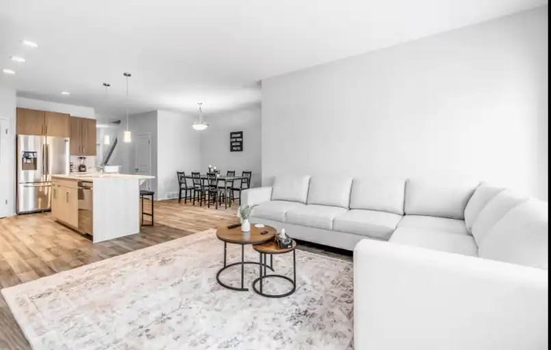 119 Rowntree Ave - Photo 6 of 12