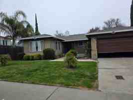 featured image of 2217 Colonial Ct