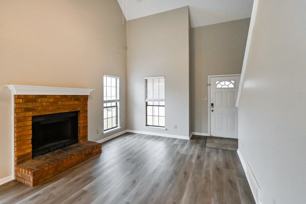 2811 Maryland Cir E - Photo 5 of 17