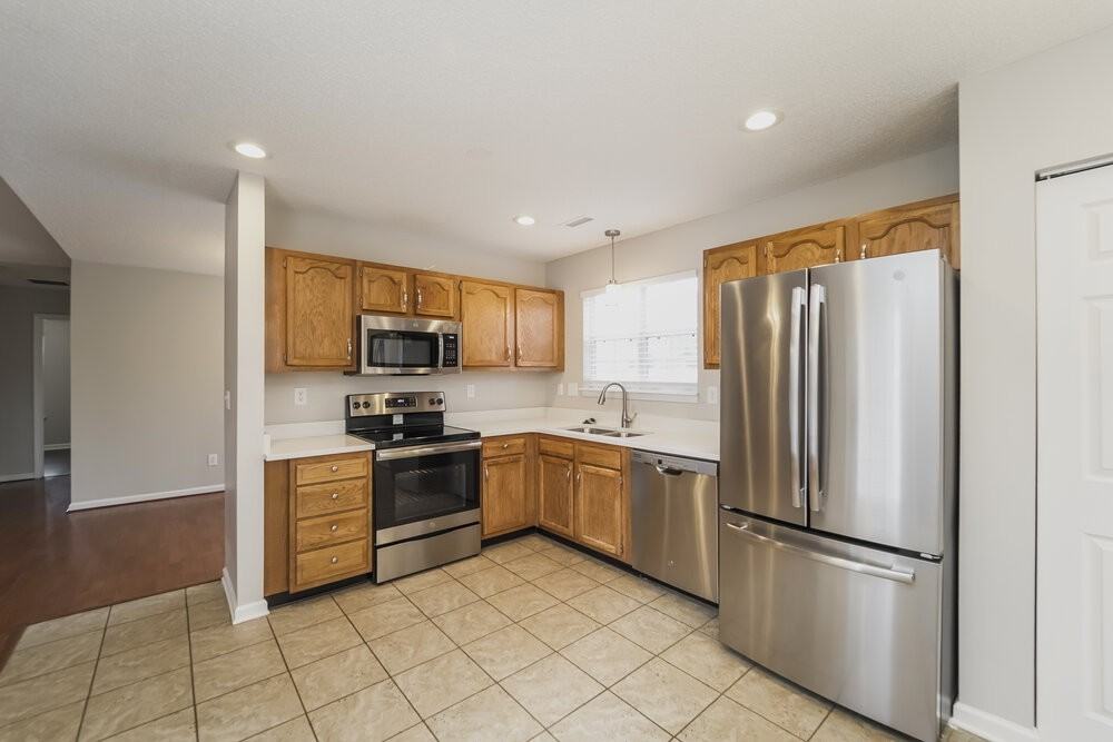 9225 Merlot Ln - Photo 7 of 16