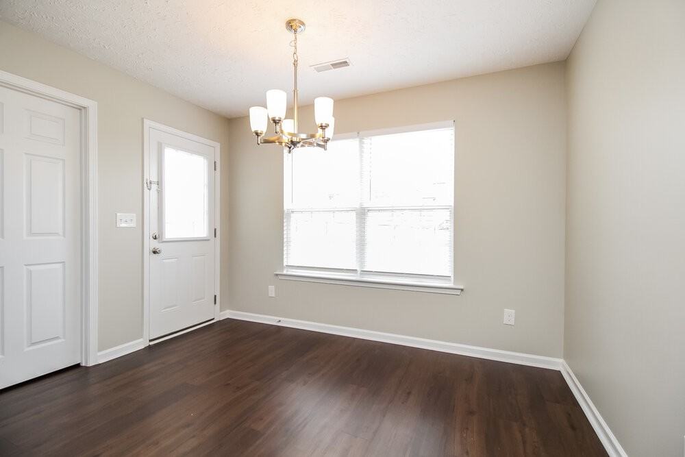 1240 Crescent Ridge Dr - Photo 6 of 16