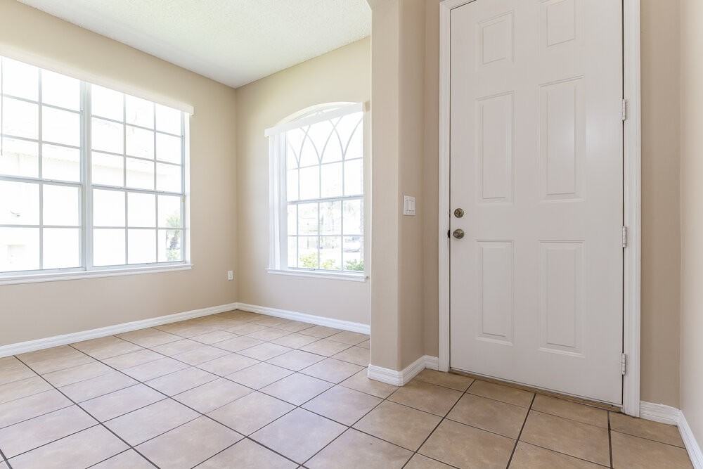 1342 Sun Meadow Dr - Photo 3 of 15