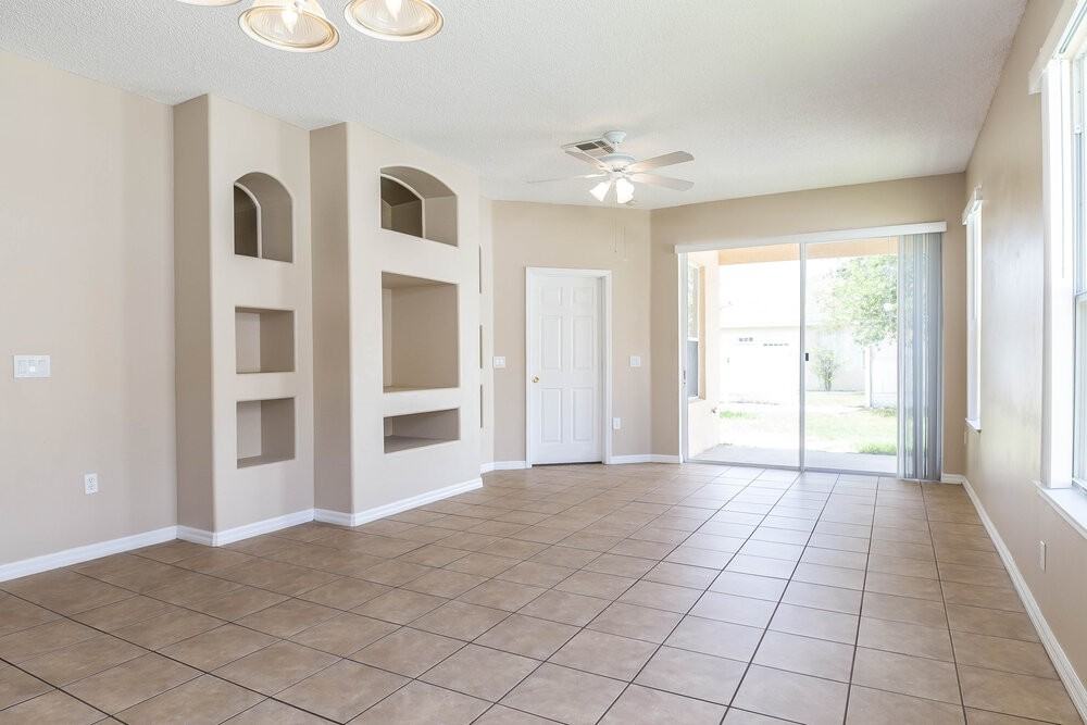 1342 Sun Meadow Dr - Photo 6 of 15