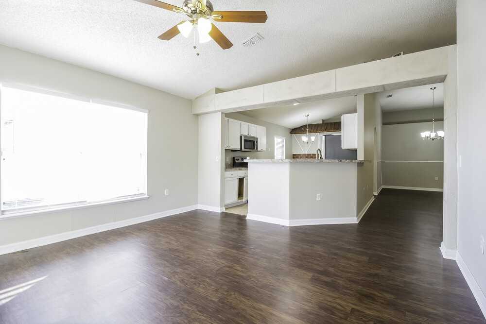 11821 Pethrick Dr - Photo 7 of 14