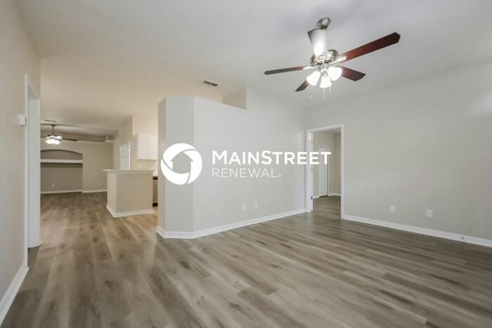 2301 Jetridge St - Photo 6 of 16