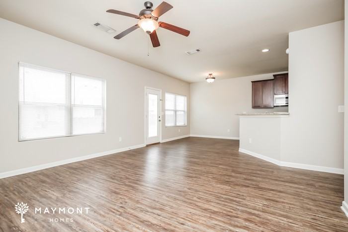 437 Concord Ter - Photo 5 of 16