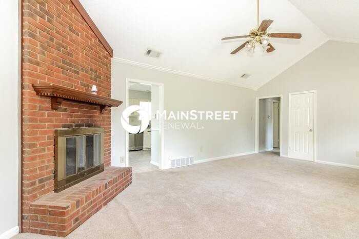 3763 Schanna Dr - Photo 6 of 18