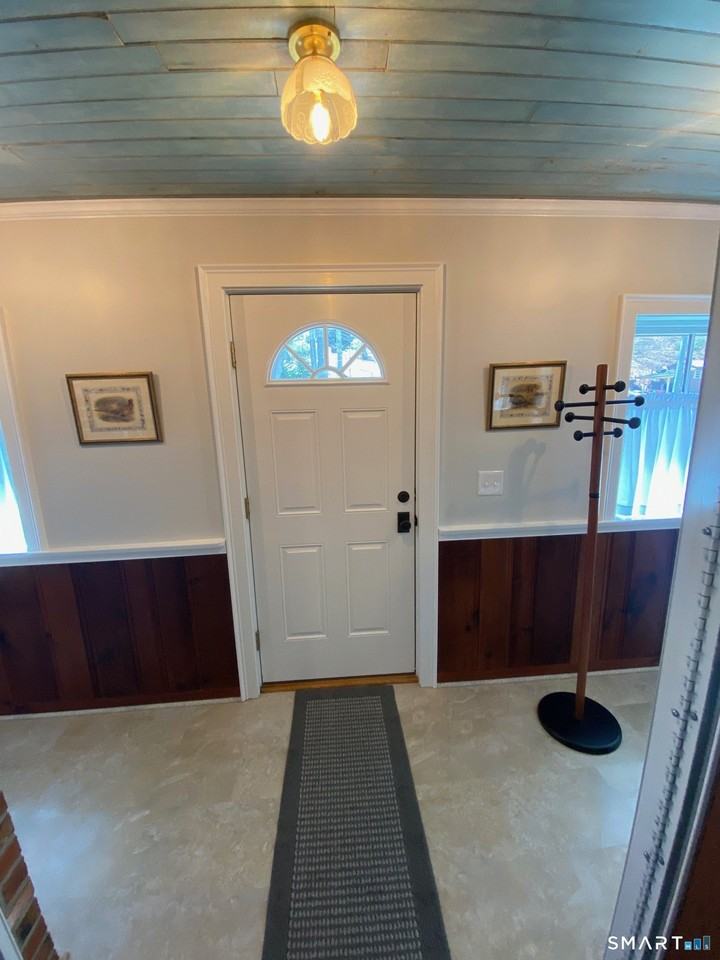 34 Hurlbutt Rd - Photo 4 of 7