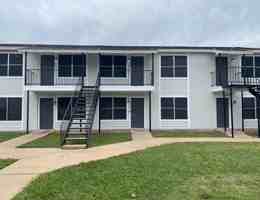 featured image of 102 Oakdale Ct