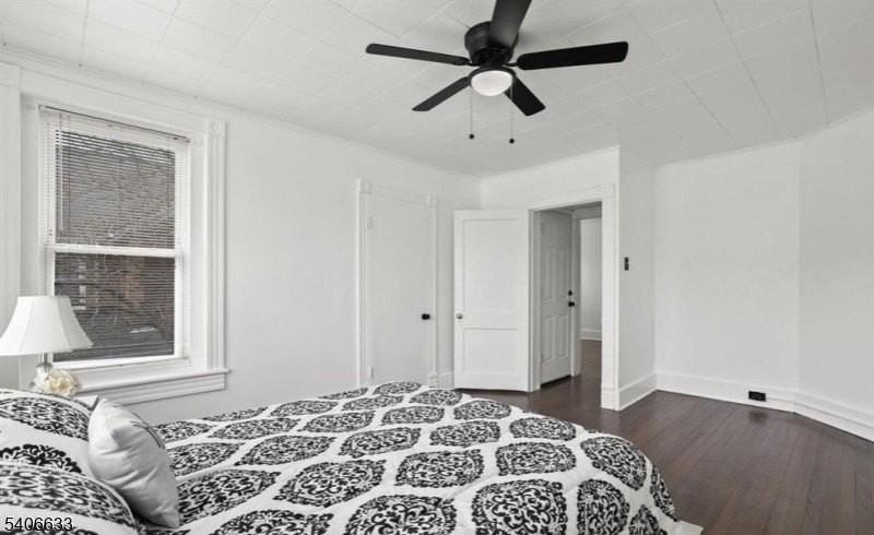 414 Main St - Photo 4 of 5