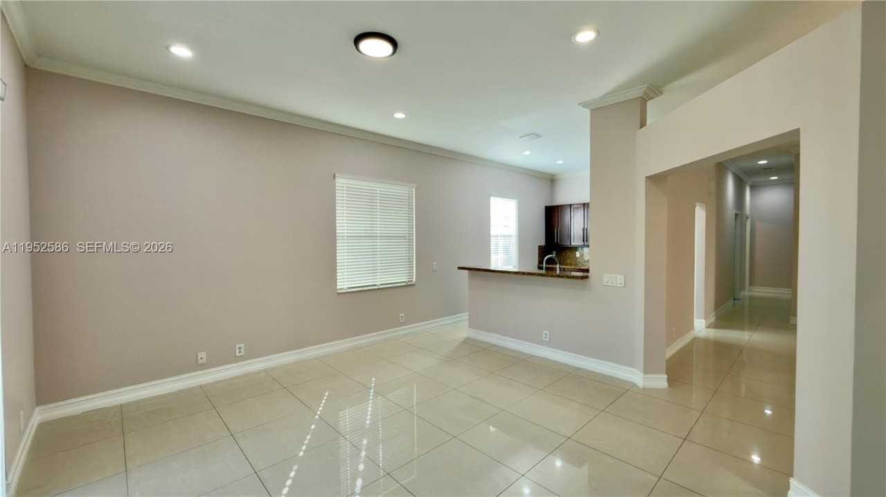 1792 Aspen Ln #1792 - Photo 3 of 31